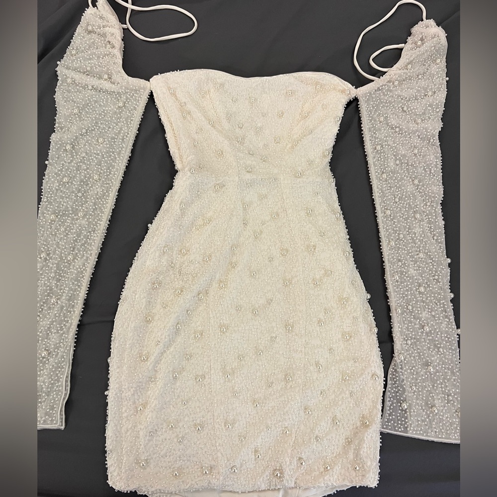 Oh Polly Milan (long sleeve embellished corset mini dress in ivory) SIZE: US 2